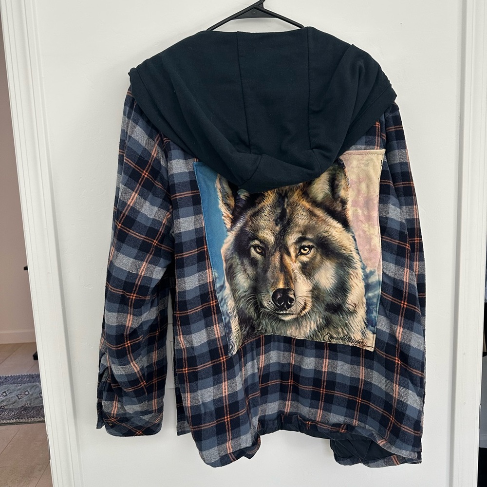 Quilted Plaid Jacket w/ Wolf Design